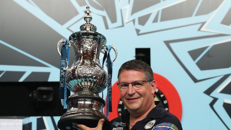 BET VICTOR WORLD MATCHPLAY 2018.WINTER GARDENS,.BLACKPOOL.PIC;LAWRENCE LUSTIG.FINAL.GARY ANDERSON V MENSUR SULJOVIC.GARY ANDERSON WINS