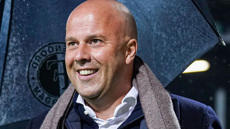 DEVENTER, NETHERLANDS - APRIL 25: head coach Arne Slot of Feyenoord smiling during the Dutch Eredivisie match between Go Ahead Eagles and Feyenoord at De Adelaarshorst on April 25, 2024 in Deventer, Netherlands. (Photo by Rene Nijhuis/BSR Agency/Getty Images)