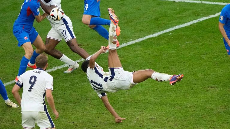 Jude Bellingham scores with a spectacular overhead kick