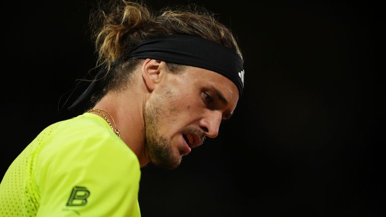Germany's Alexander Zverev prepares to serve against Serbia's Novak Djokovic during their quarterfinal match of the French Tennis Open at the Roland-Garros stadium in Paris, Wednesday, June 4, 2025. (AP Photo/Lindsey Wasson)